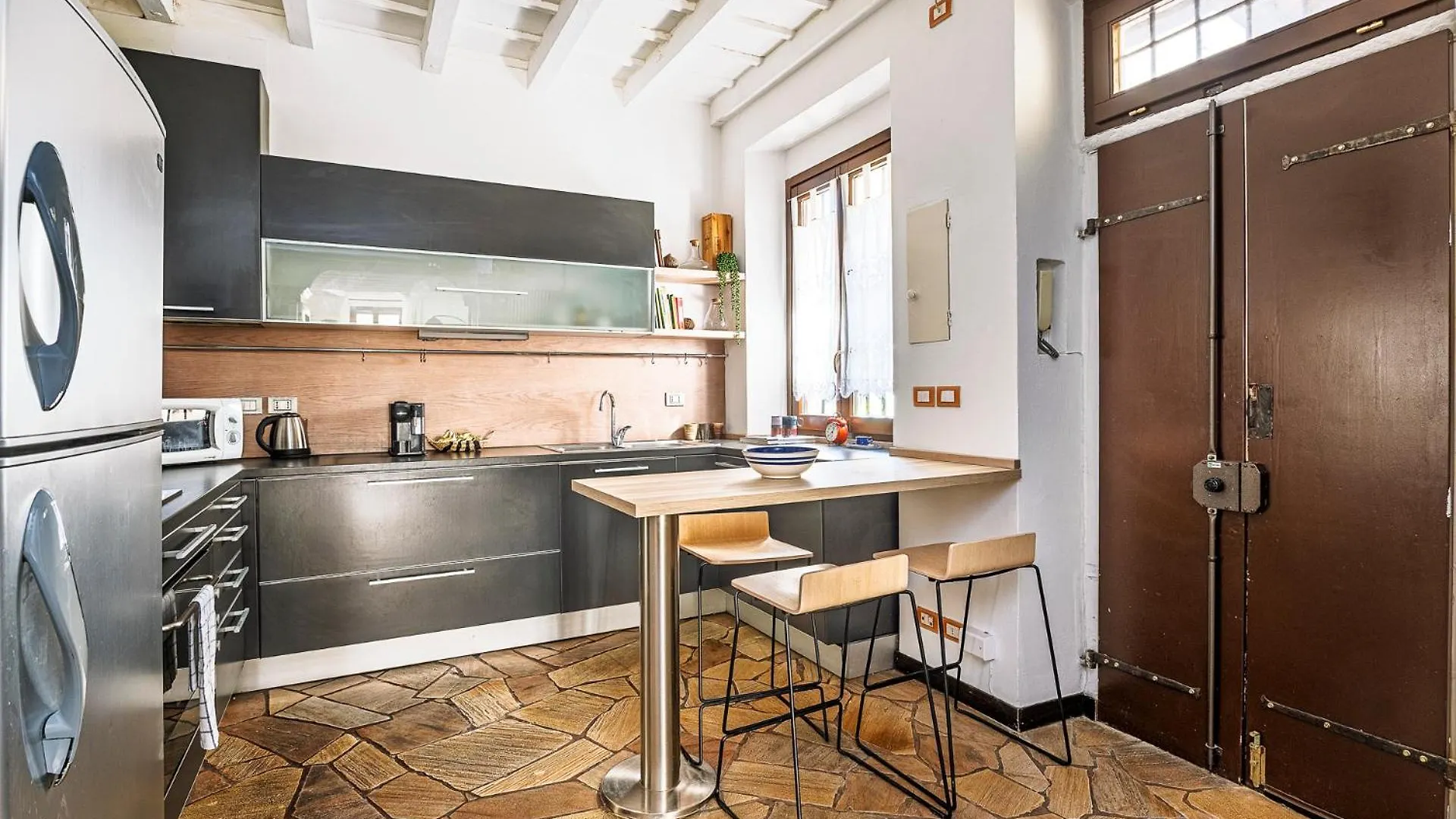 Brand New 2 Bedrooms Apartment In Brera Milaan